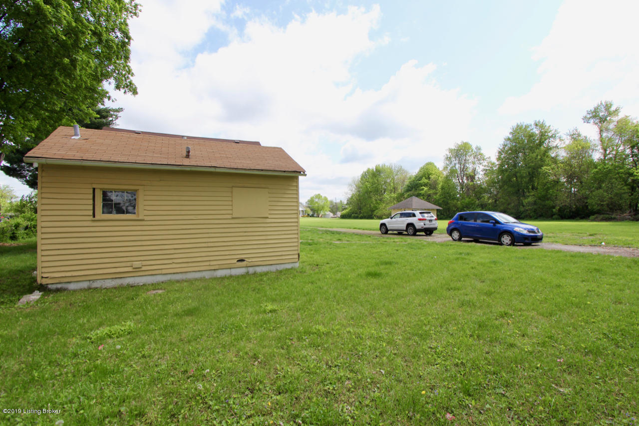 5110 Kendall Road Louisville, KY 40272 - Photo 43 of 45 IMG_9847