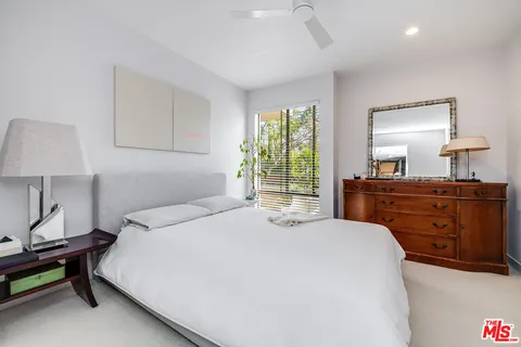 $749,000 | 950 North Kings Road, Unit 242, West Hollywood, CA 90069