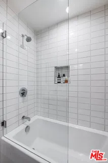 $749,000 | 950 North Kings Road, Unit 242, West Hollywood, CA 90069