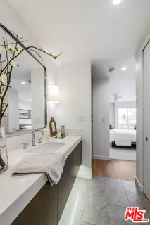 $749,000 | 950 North Kings Road, Unit 242, West Hollywood, CA 90069