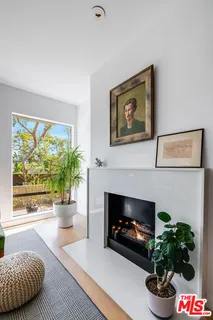 $749,000 | 950 North Kings Road, Unit 242, West Hollywood, CA 90069