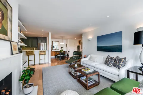 $749,000 | 950 North Kings Road, Unit 242, West Hollywood, CA 90069