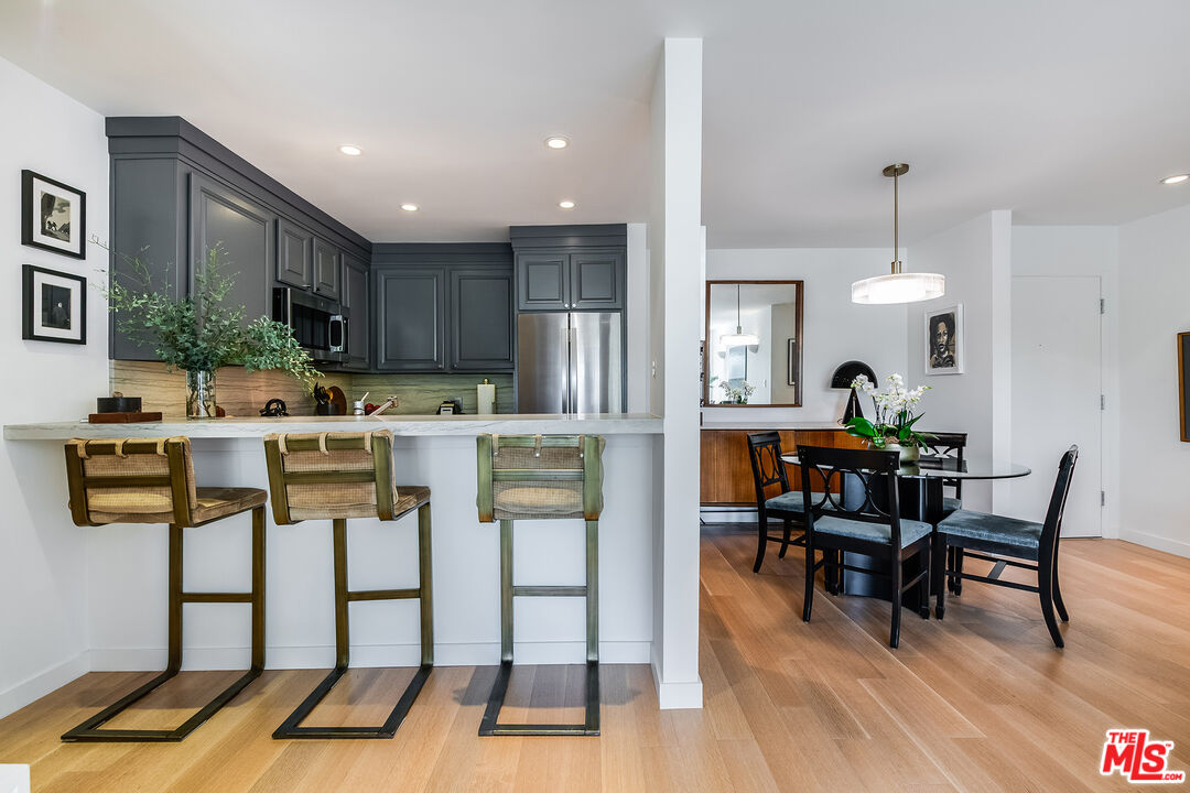 950 North Kings Road, Unit 242 West Hollywood, CA 90069 - Photo 10 of 31