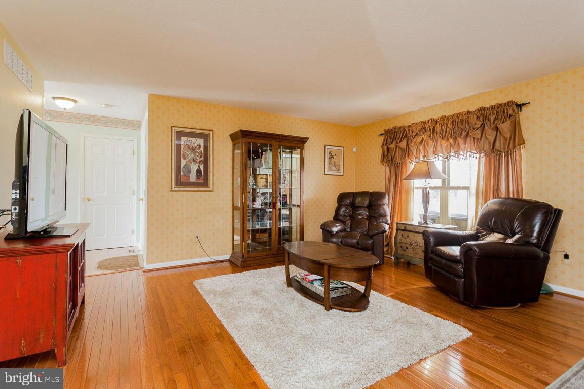 409 Weatherby Road Bel Air, MD 21015 - Photo 4 of 26 Living Room