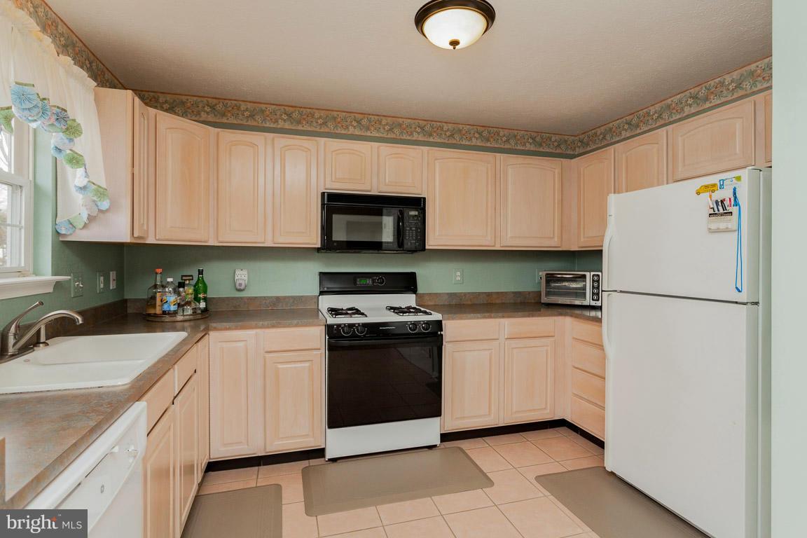 409 Weatherby Road Bel Air, MD 21015 - Photo 8 of 26 Kitchen