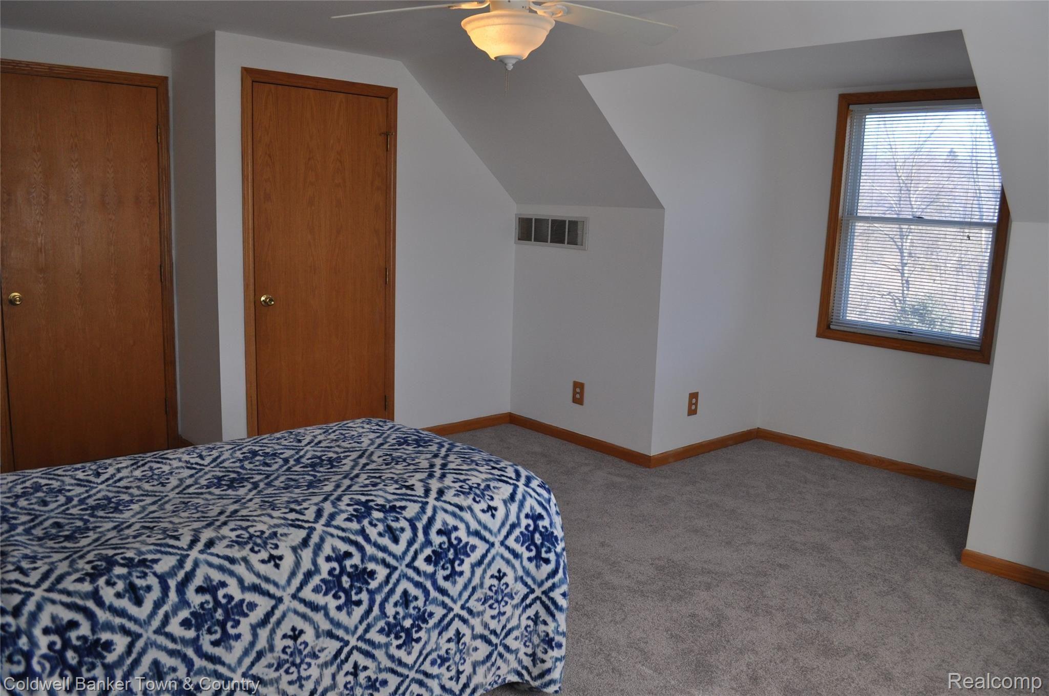 6798 Farley Road Pinckney, MI 48169 - Photo 22 of 47 DSC_0365.JPG