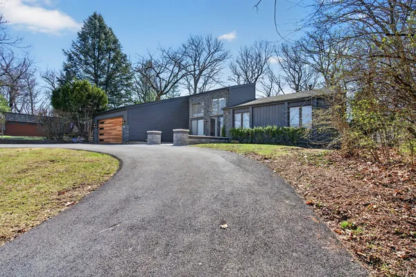 $524,900 | 812 Tam O Shanter Circle, Bolingbrook, IL 60440