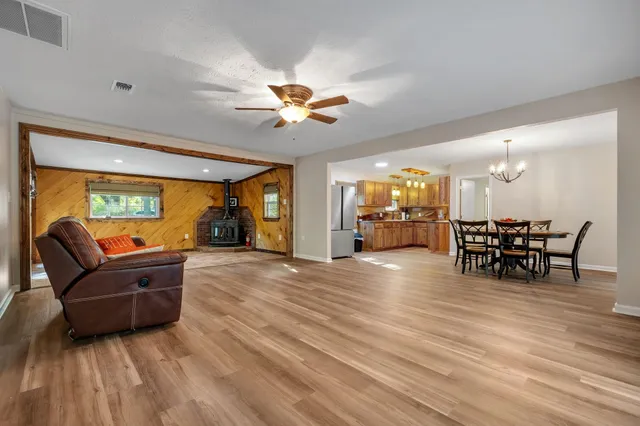 $299,000 | 2376 Lakeview Point Road, Quincy, FL 32351