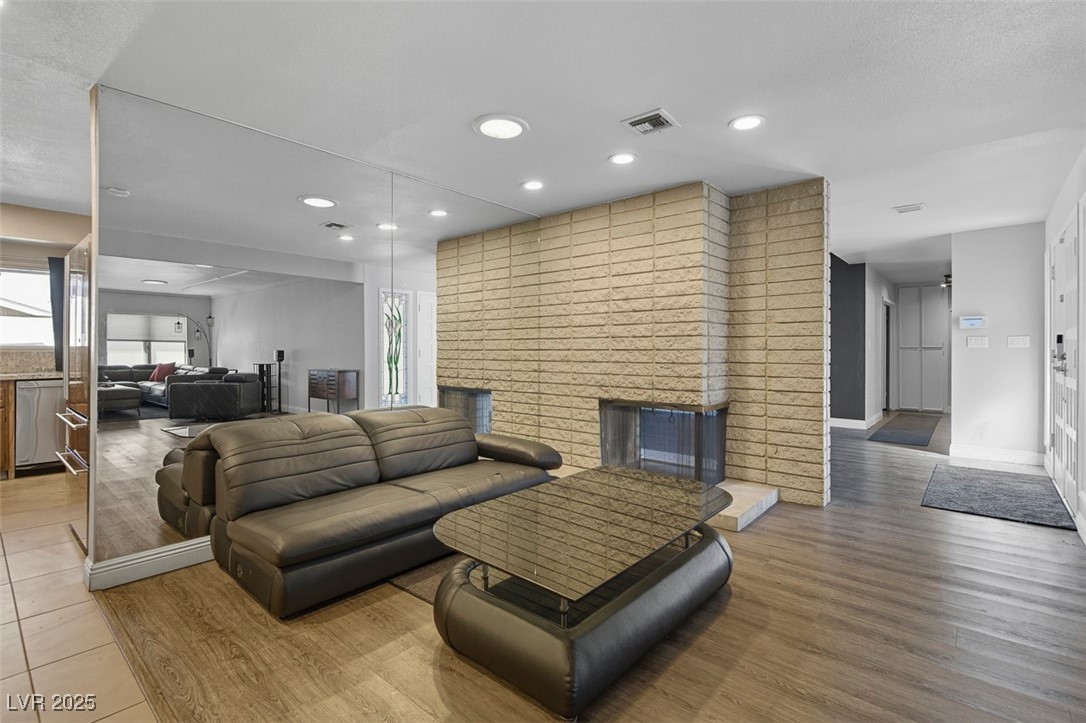 1870 East Viking Road Las Vegas, NV 89169 - Photo 15 of 44