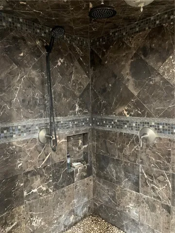 a picture of water heater