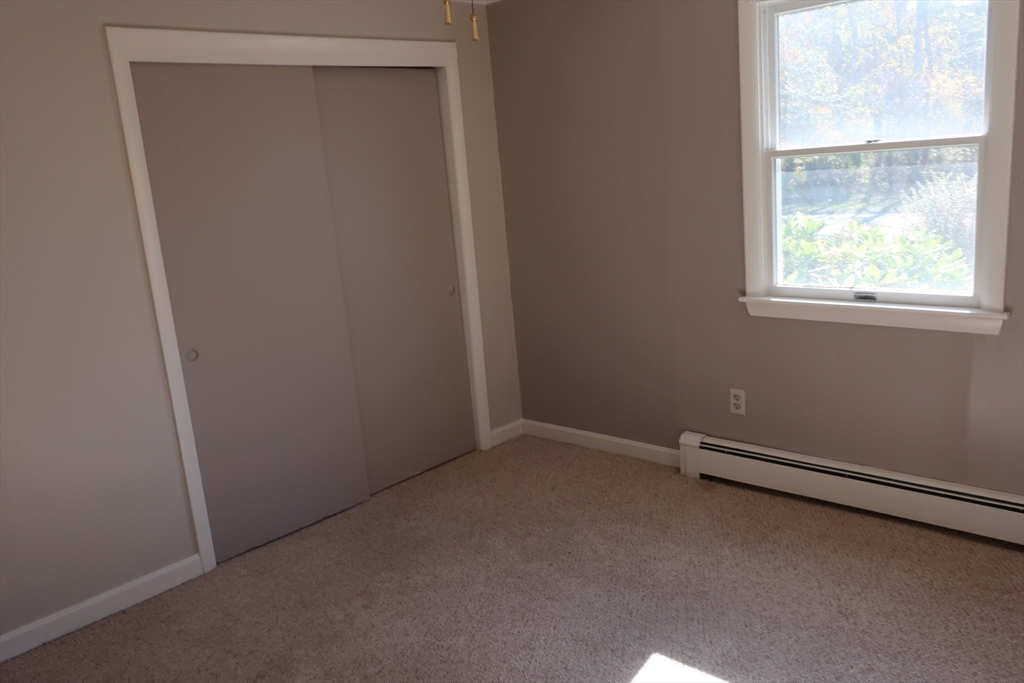 552 Queen Anne Road Harwich, MA 02645 - Photo 5 of 19 Gallery Image 5