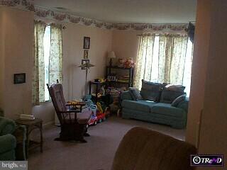 14 Coburn Road Pennington, NJ 08534 - Photo 6 of 6 Gallery Image 6