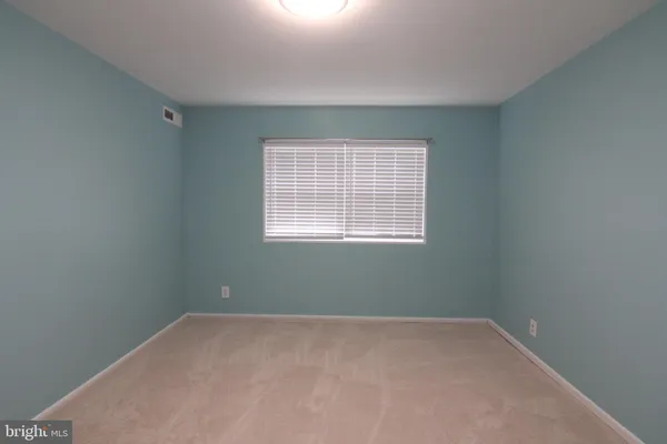 $1,225 | 120-6 Washington Street Northeast, Unit 61, Leesburg, VA 20176