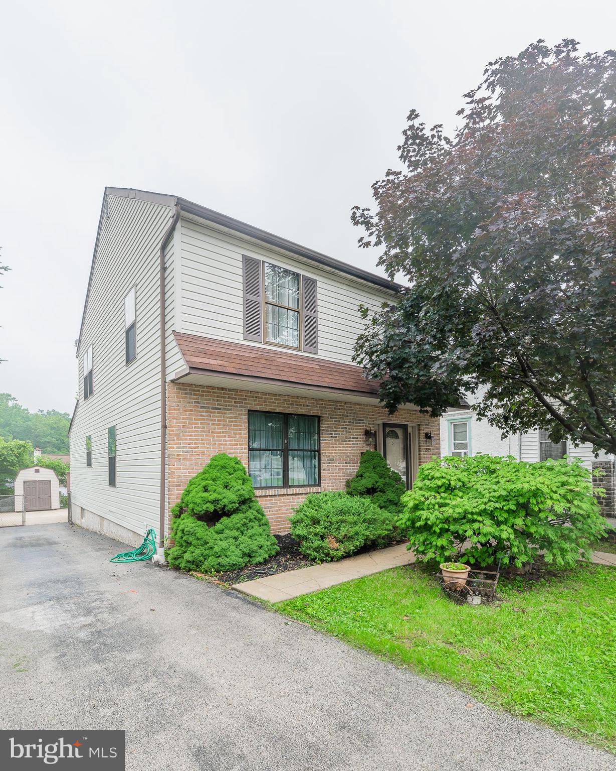 205 Willow Road Wallingford, PA 19086 - Photo 4 of 44