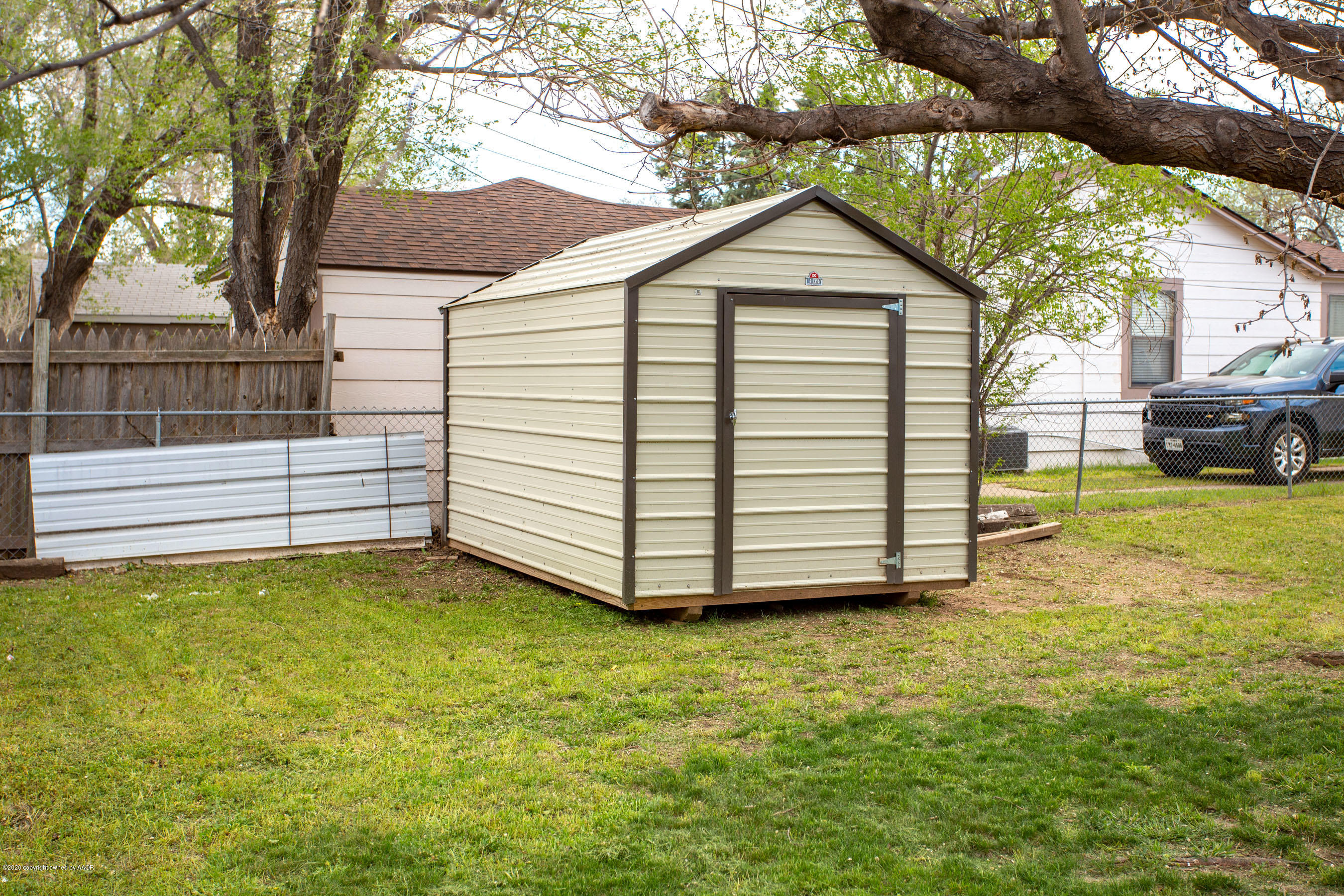 4215 South Monroe Street Amarillo, TX 79110 - Photo 25 of 27 a view of a house with a yard
