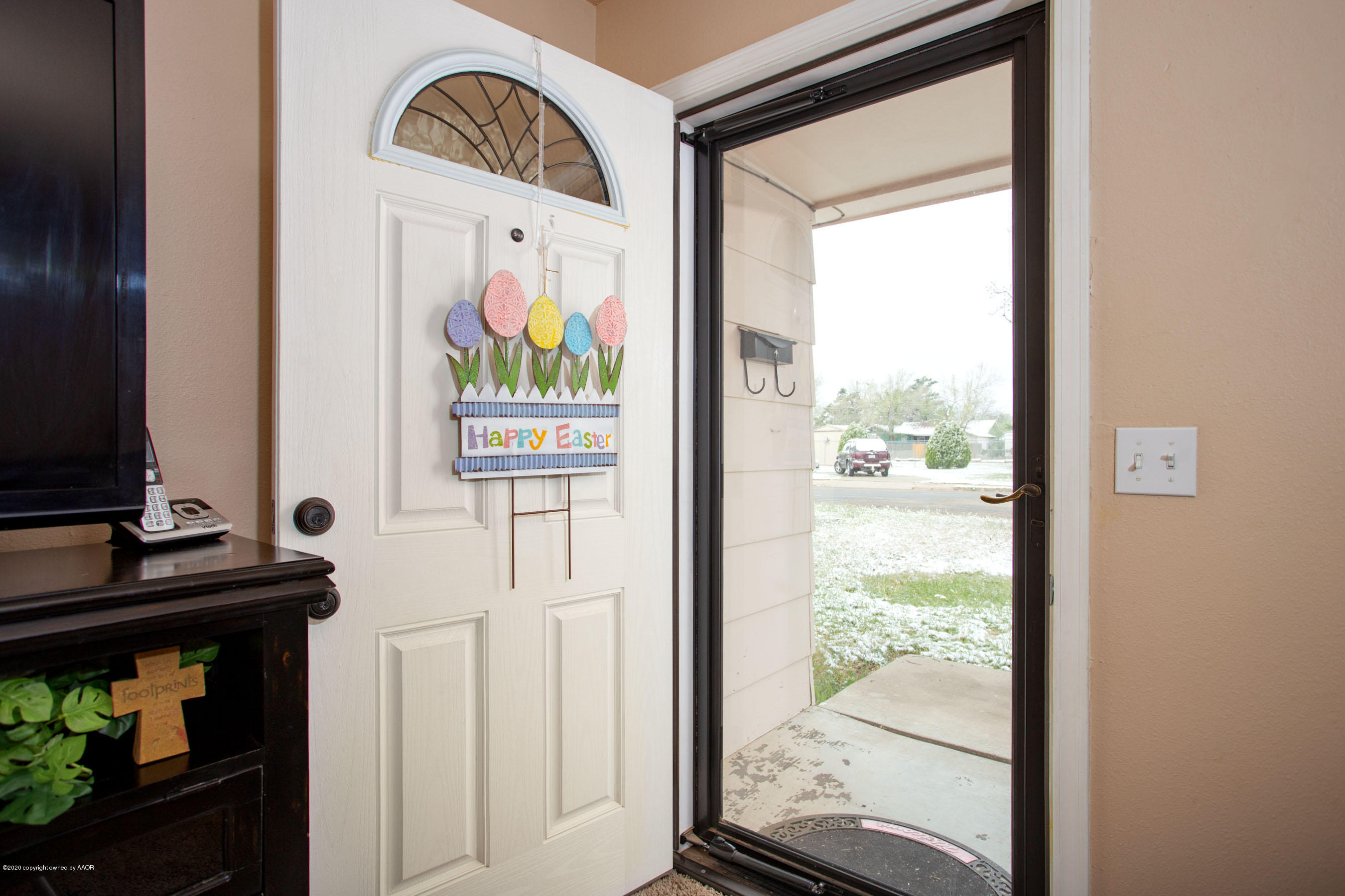4215 South Monroe Street Amarillo, TX 79110 - Photo 7 of 27 a view of front door