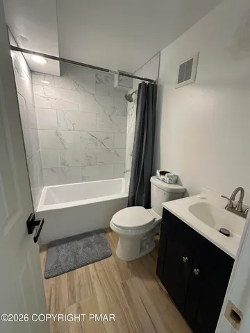 $239,000 | 838 Country Pl Drive, Tobyhanna, PA 18466