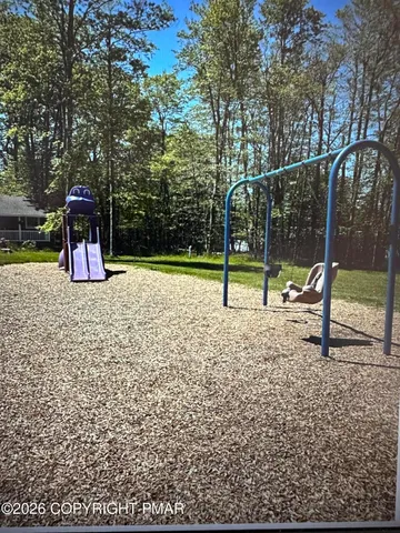 $239,000 | 838 Country Pl Drive, Tobyhanna, PA 18466