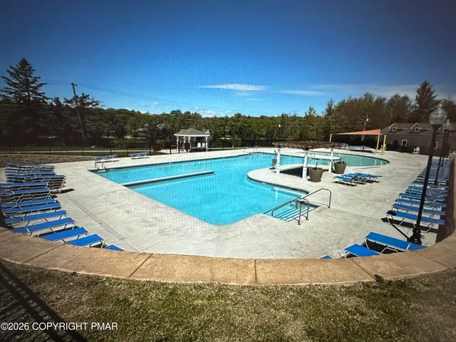 $239,000 | 838 Country Pl Drive, Tobyhanna, PA 18466