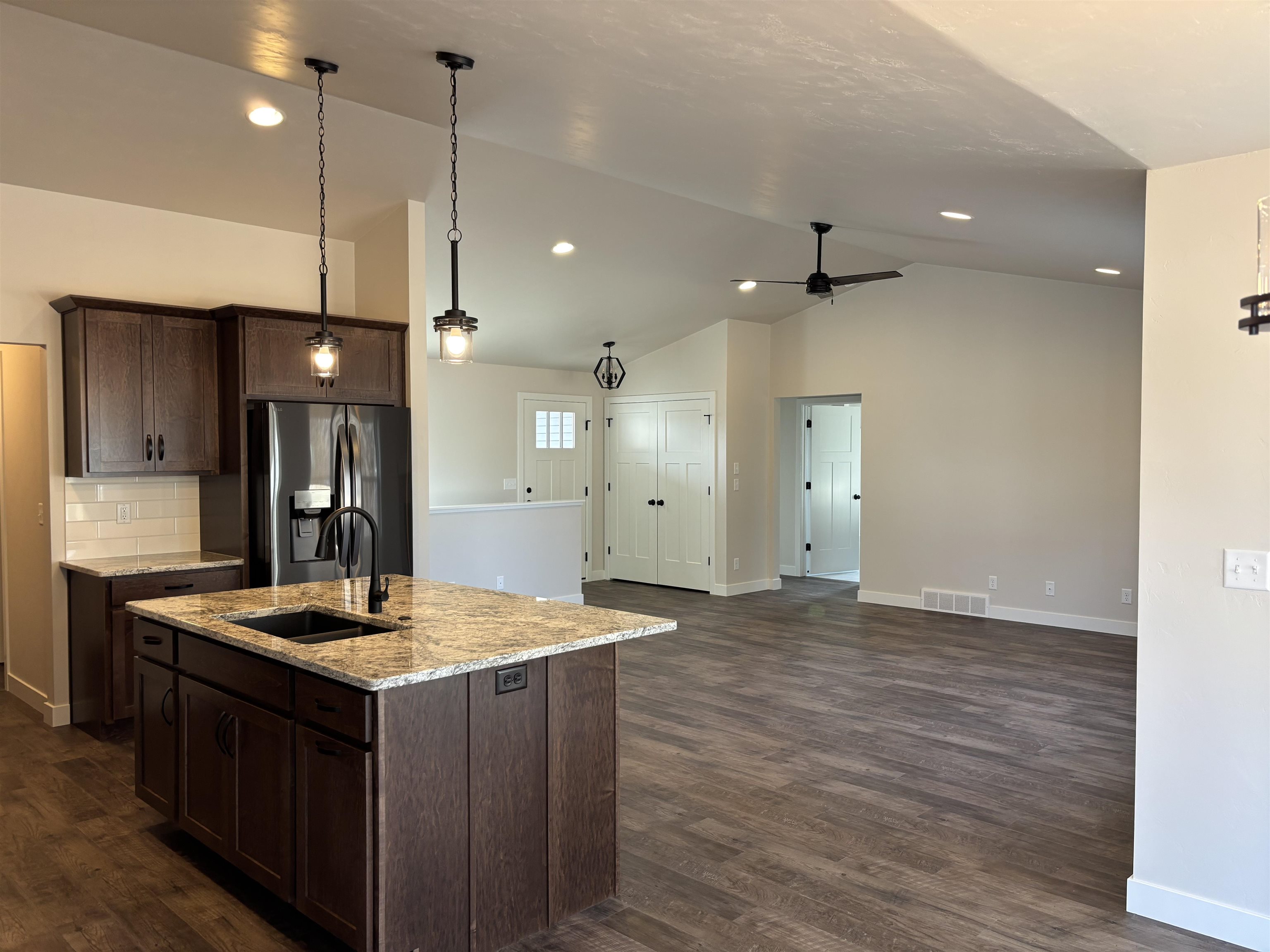 N3983 Wettering Way Kaukauna, WI 54130 - Photo 12 of 33