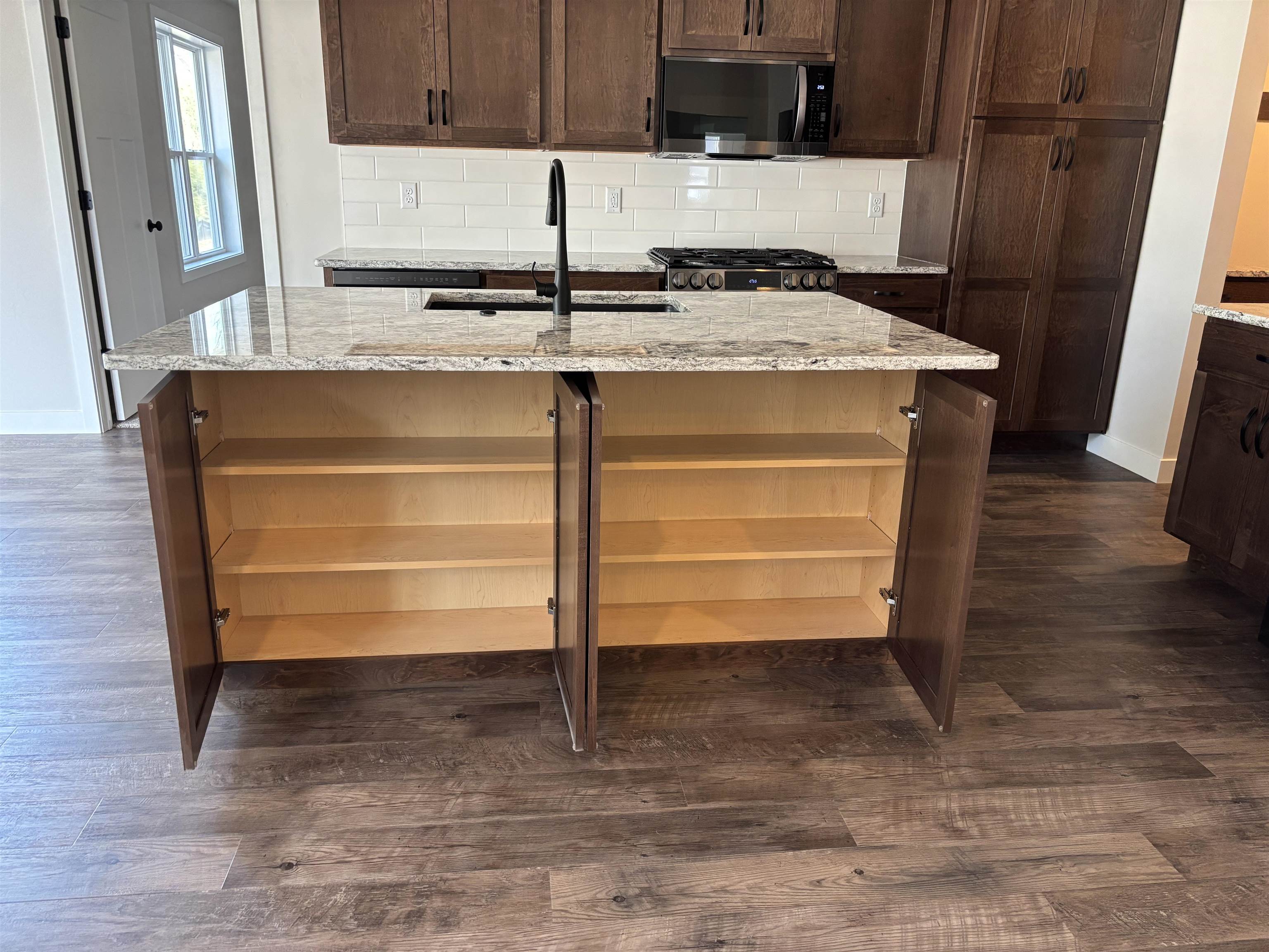 N3983 Wettering Way Kaukauna, WI 54130 - Photo 13 of 33