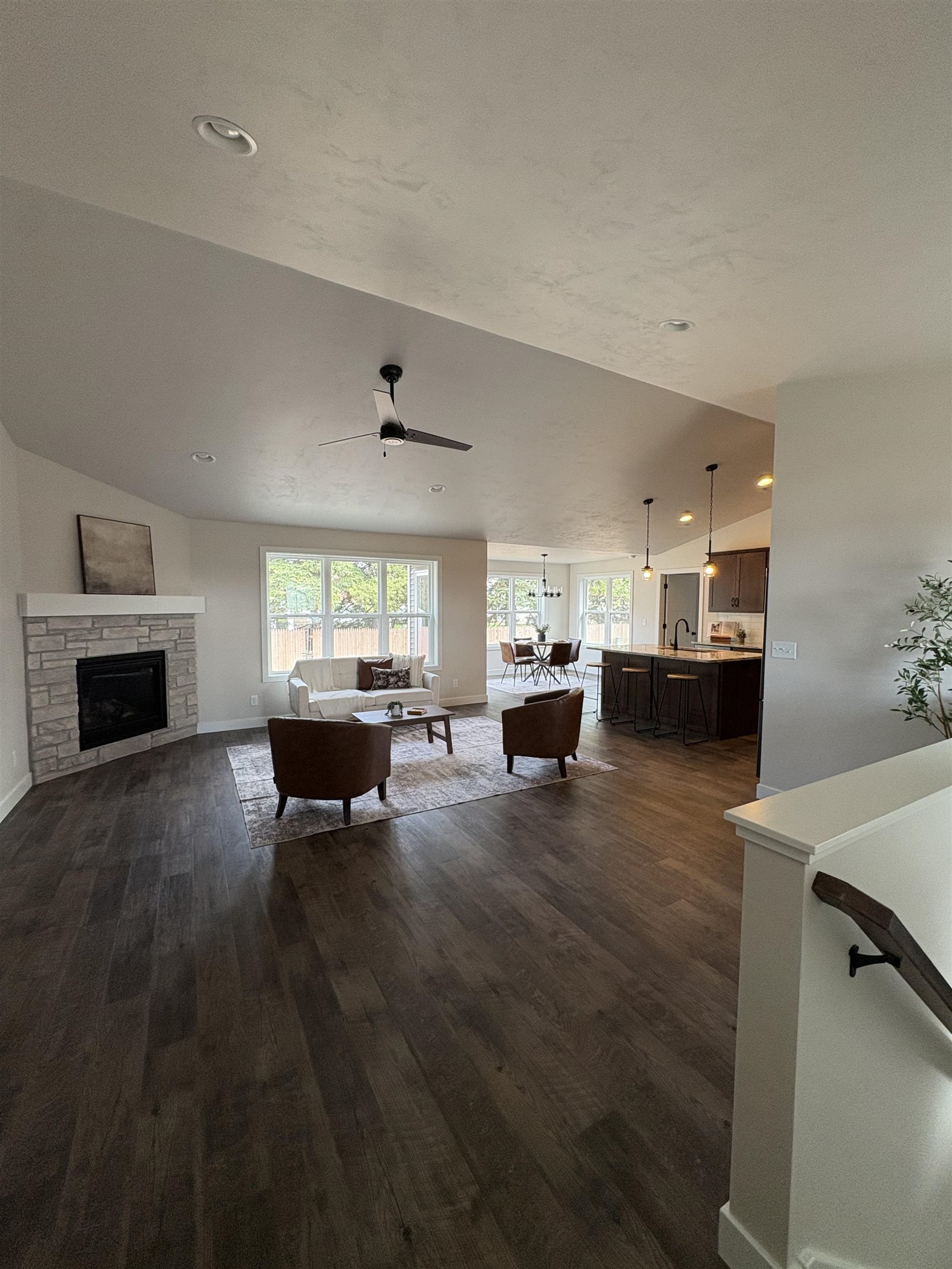 N3983 Wettering Way Kaukauna, WI 54130 - Photo 2 of 33