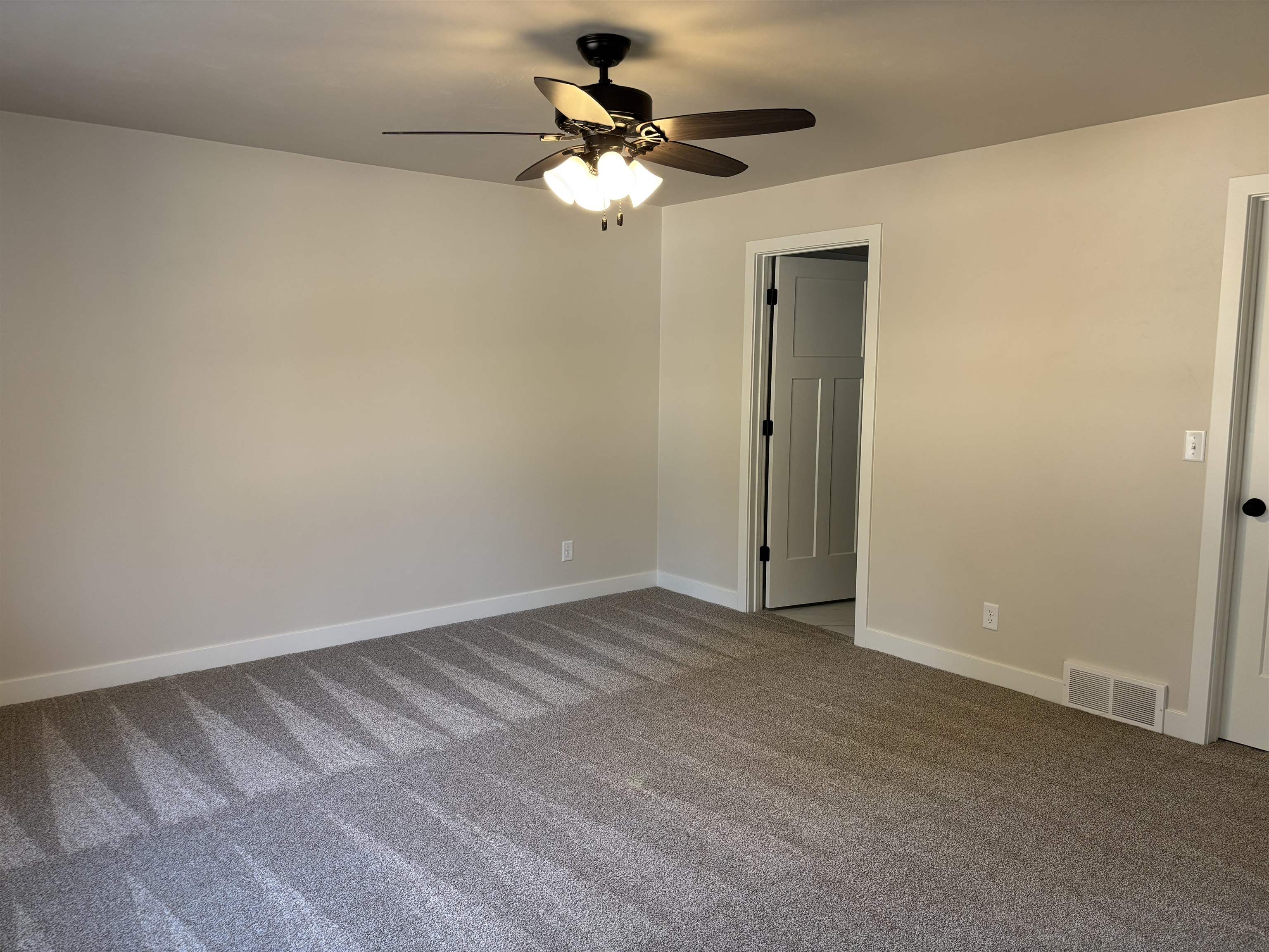 N3983 Wettering Way Kaukauna, WI 54130 - Photo 21 of 33