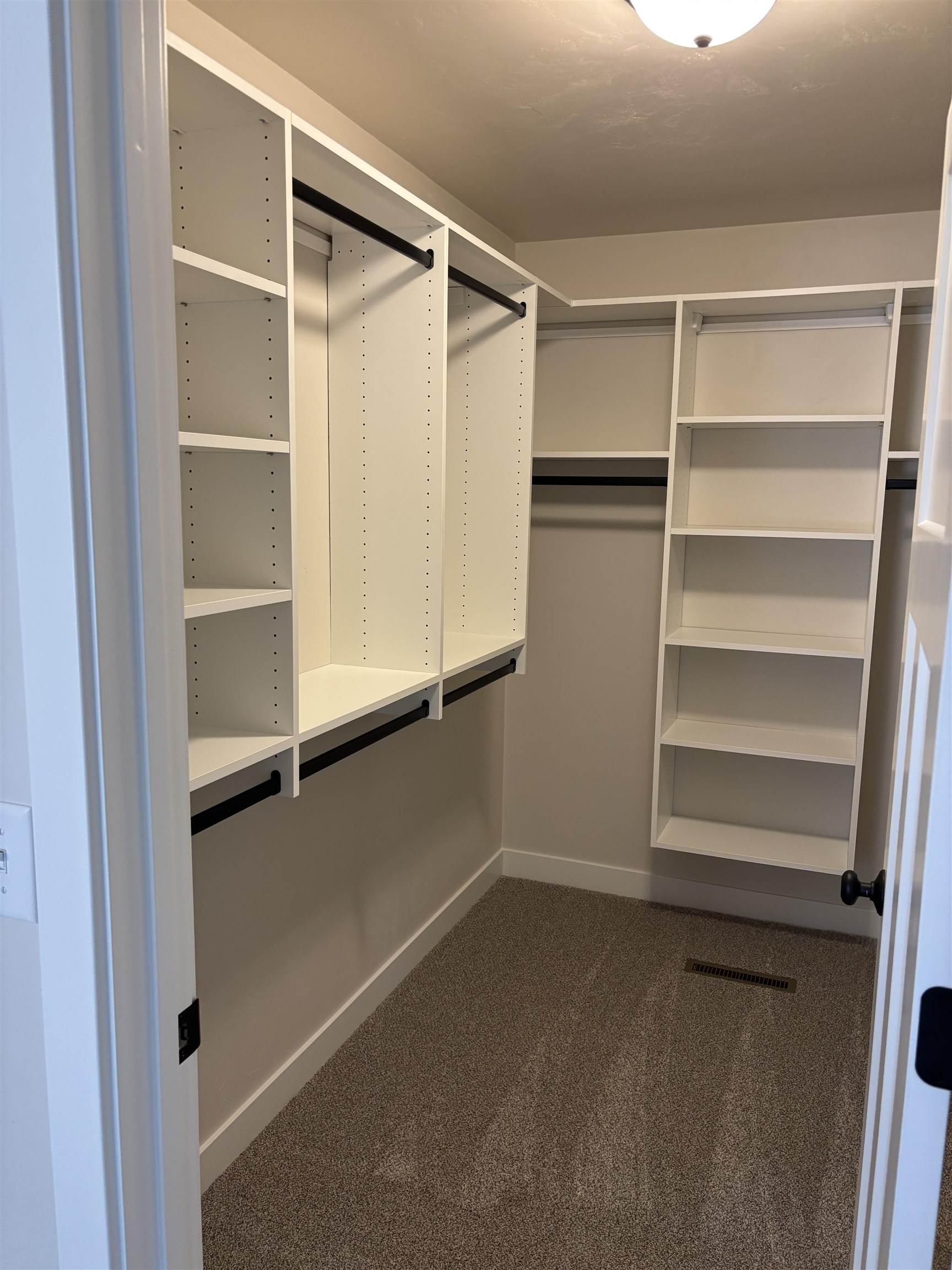 N3983 Wettering Way Kaukauna, WI 54130 - Photo 23 of 33