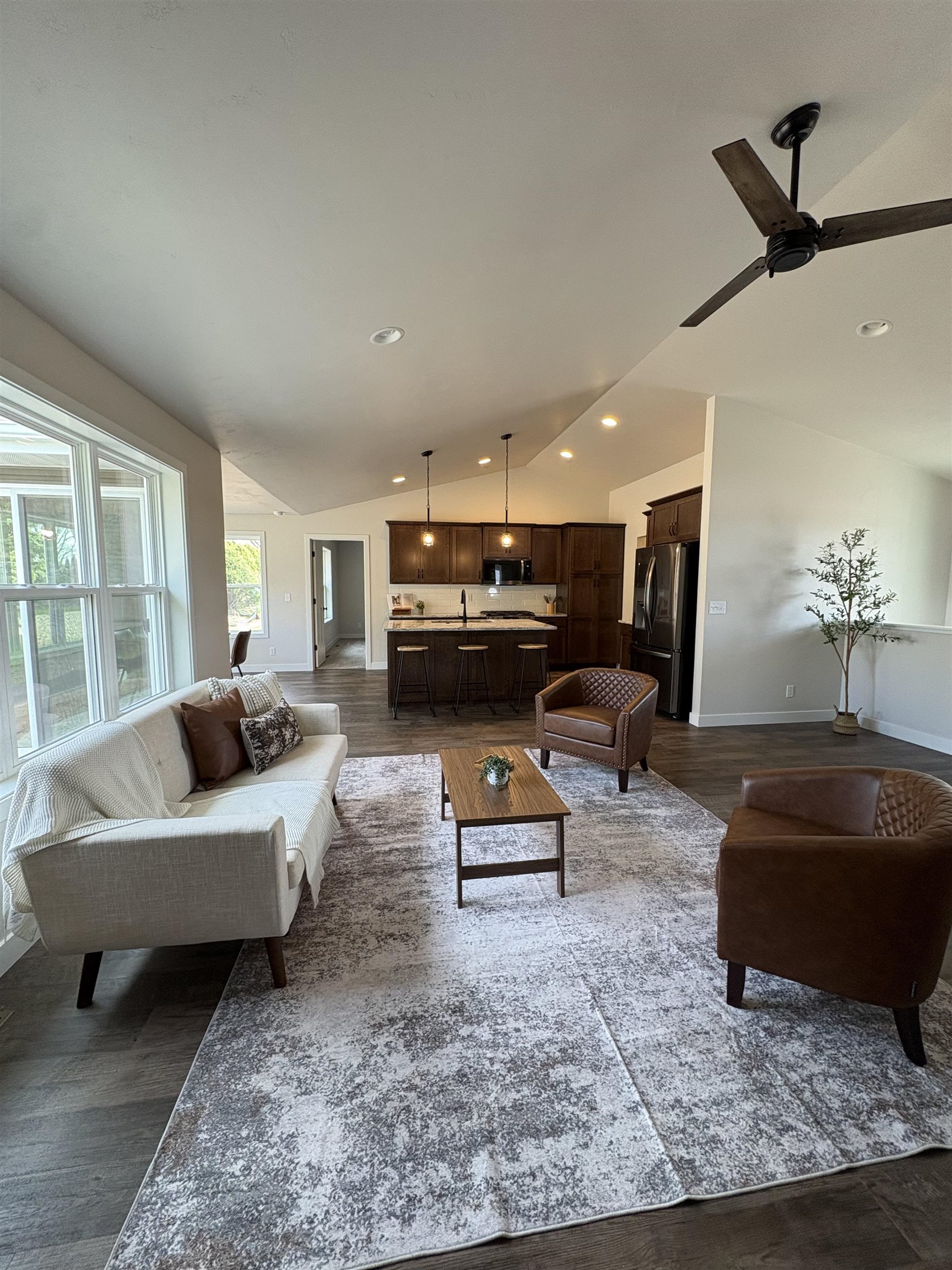 N3983 Wettering Way Kaukauna, WI 54130 - Photo 3 of 33