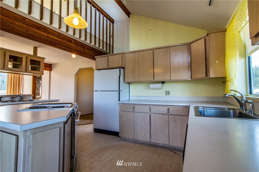 1754 Happy Valley Road Sequim, WA 98382 - Photo 10 of 25 Gallery Image 10