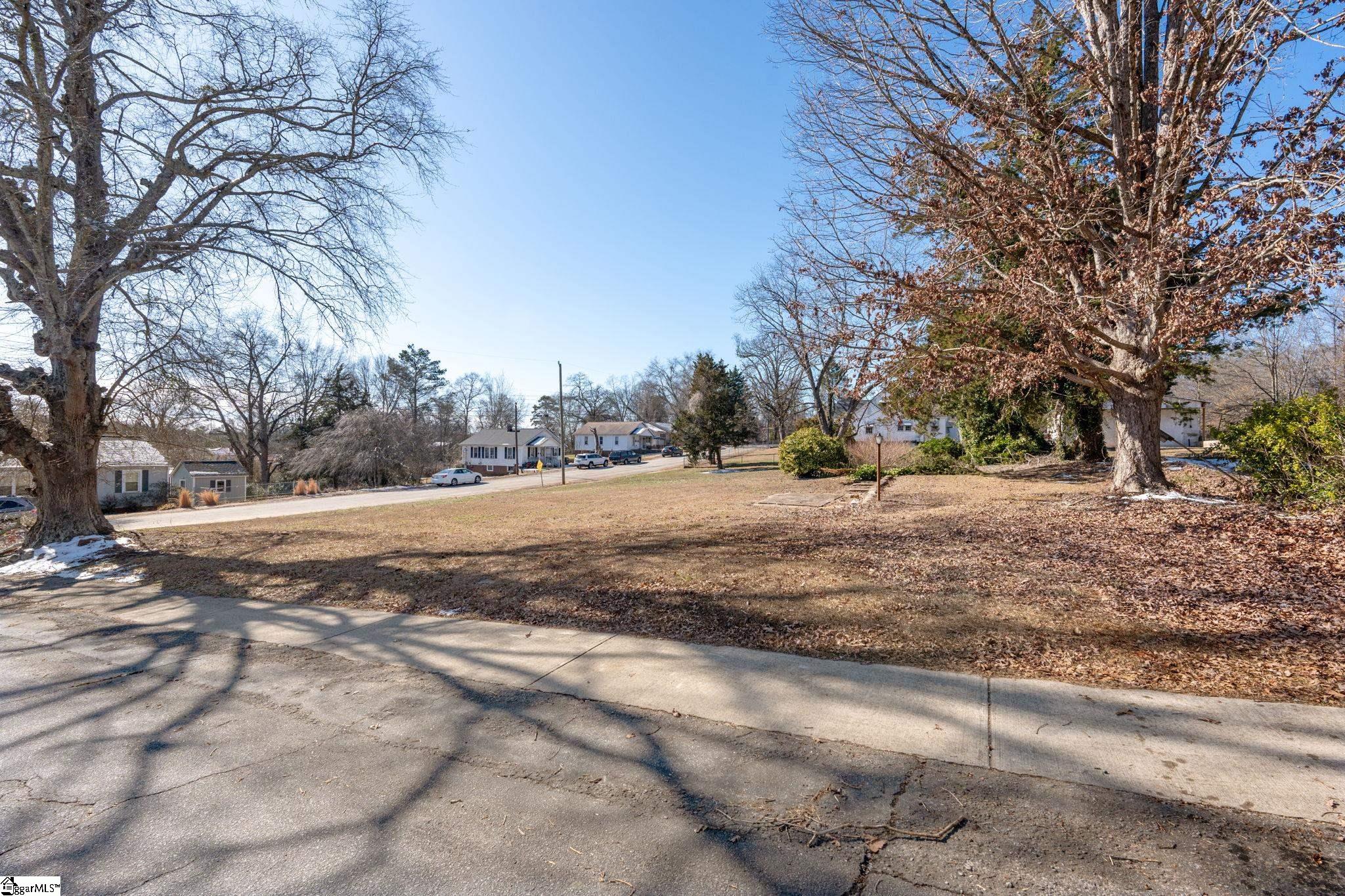 320 South Catherine Street Pickens, SC 29671 - Photo 2 of 7