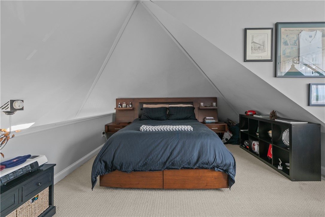 21 Slocum Street Newport, RI 02840 - Photo 27 of 49