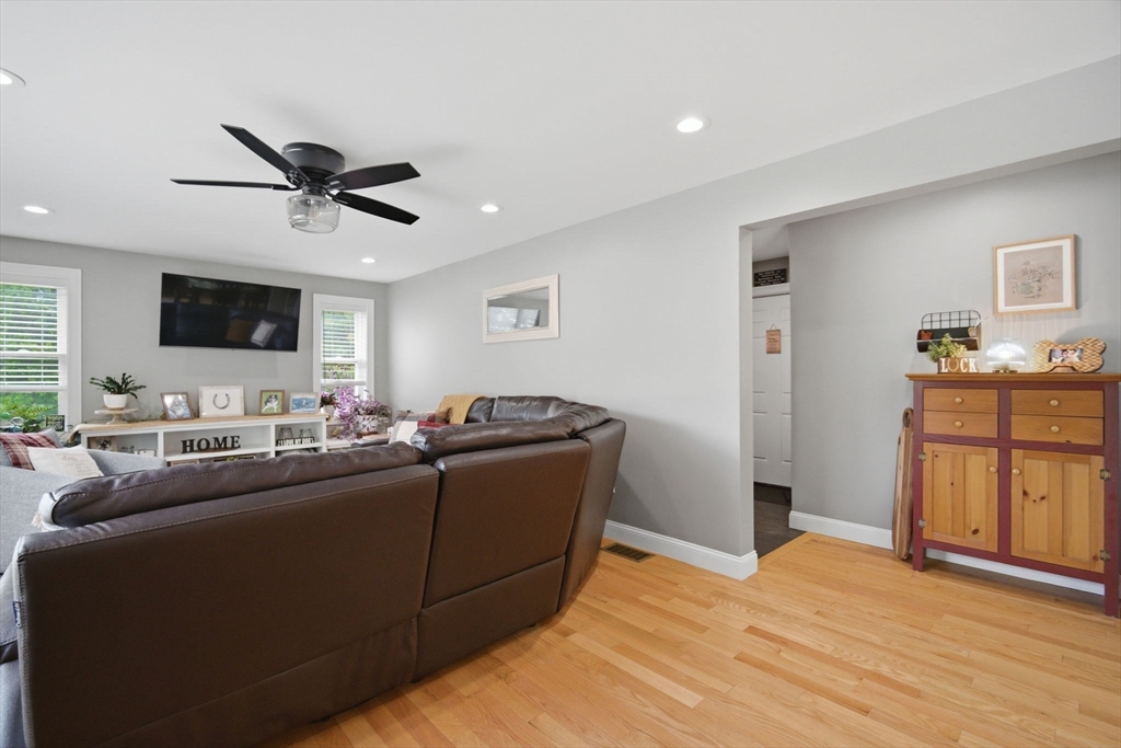 75 Kendall Street Granby, MA 01033 - Photo 16 of 40