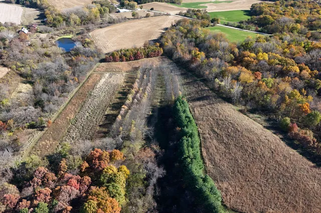 $855,000 | 16360 Spring Valley Road, Morrison, IL 61270