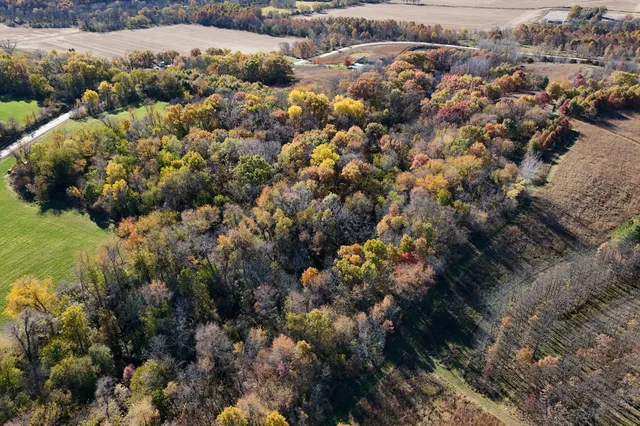 $855,000 | 16360 Spring Valley Road, Morrison, IL 61270