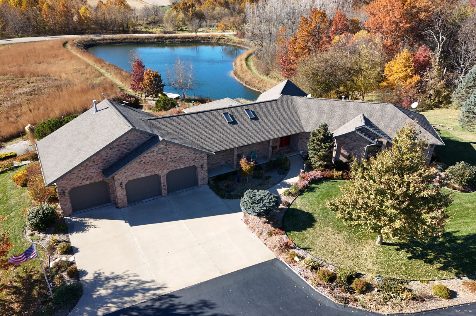 16360 Spring Valley Road Morrison, IL 61270 - Photo 59 of 60 a view of a house with a yard and sitting area