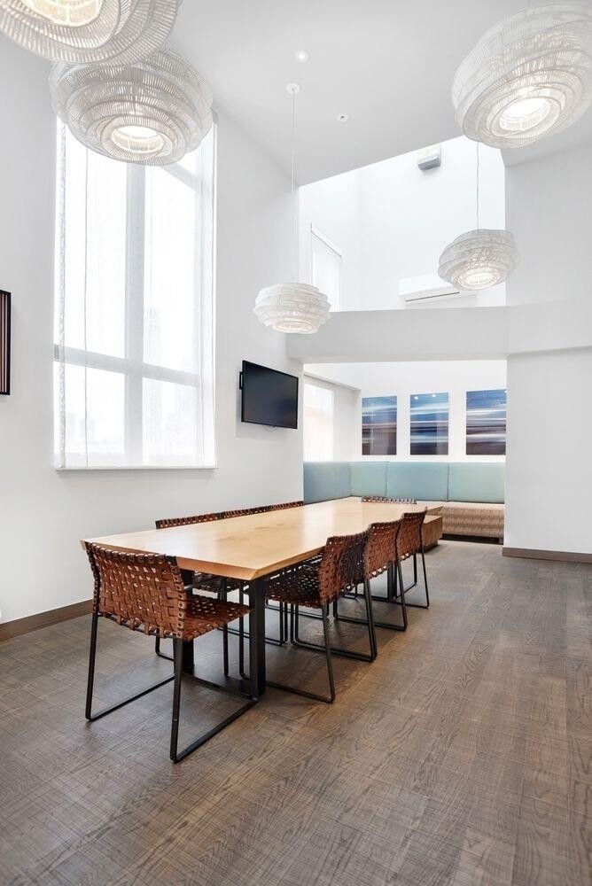 225 Rector Place, Unit 11S Manhattan, NY 10280 - Photo 15 of 19