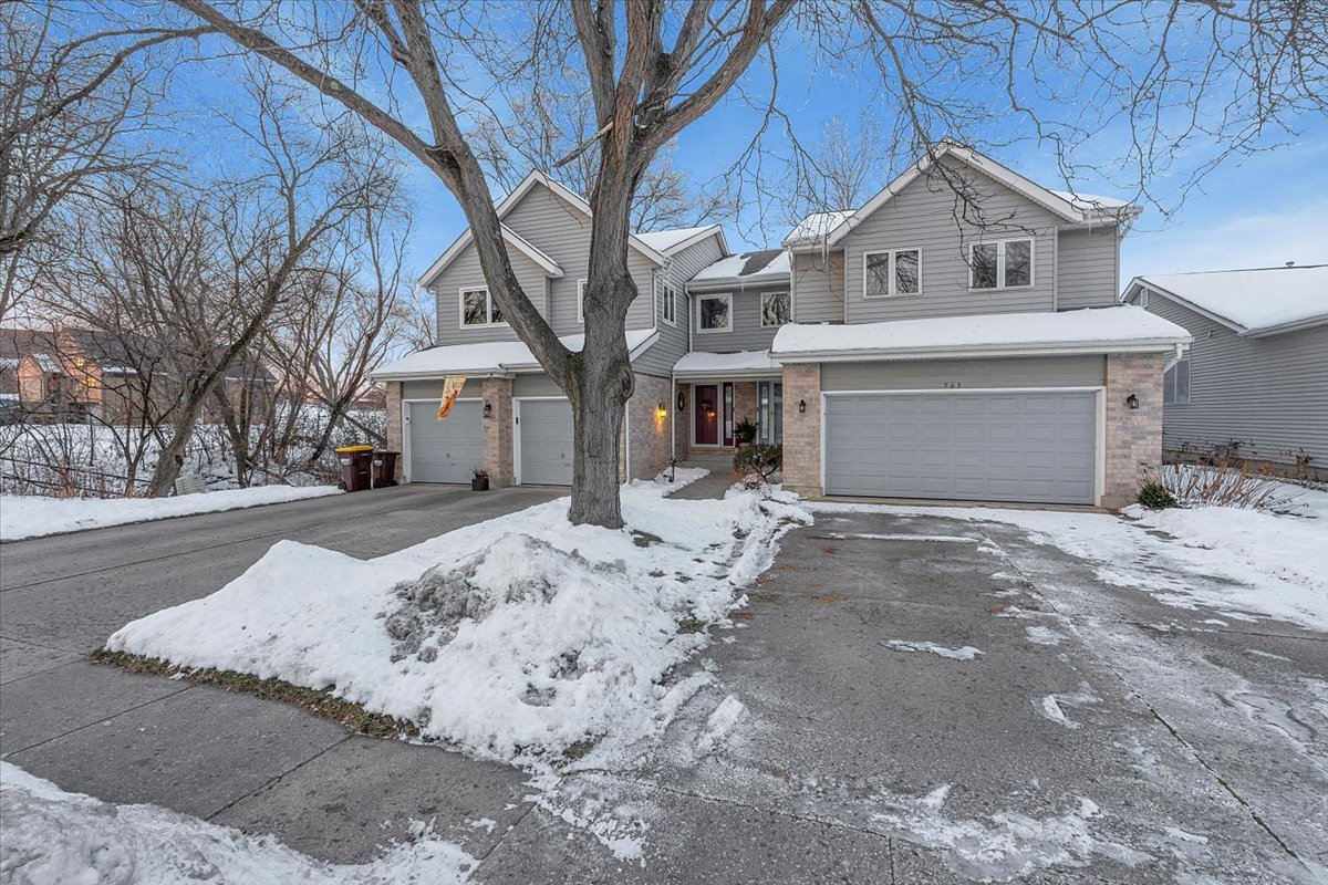 563 St Johns Road Woodstock, IL 60098 - Photo 2 of 21 Gallery Image 2
