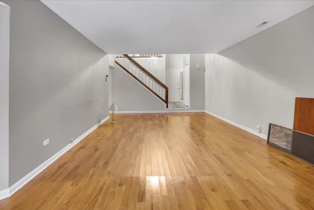 $239,999 | 563 St Johns Road, Woodstock, IL 60098