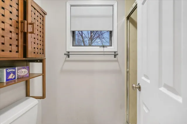 $239,999 | 563 St Johns Road, Woodstock, IL 60098