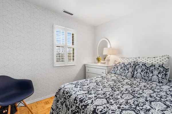 $979,000 | 30 Myrtle Lane, East Patchogue, NY 11772