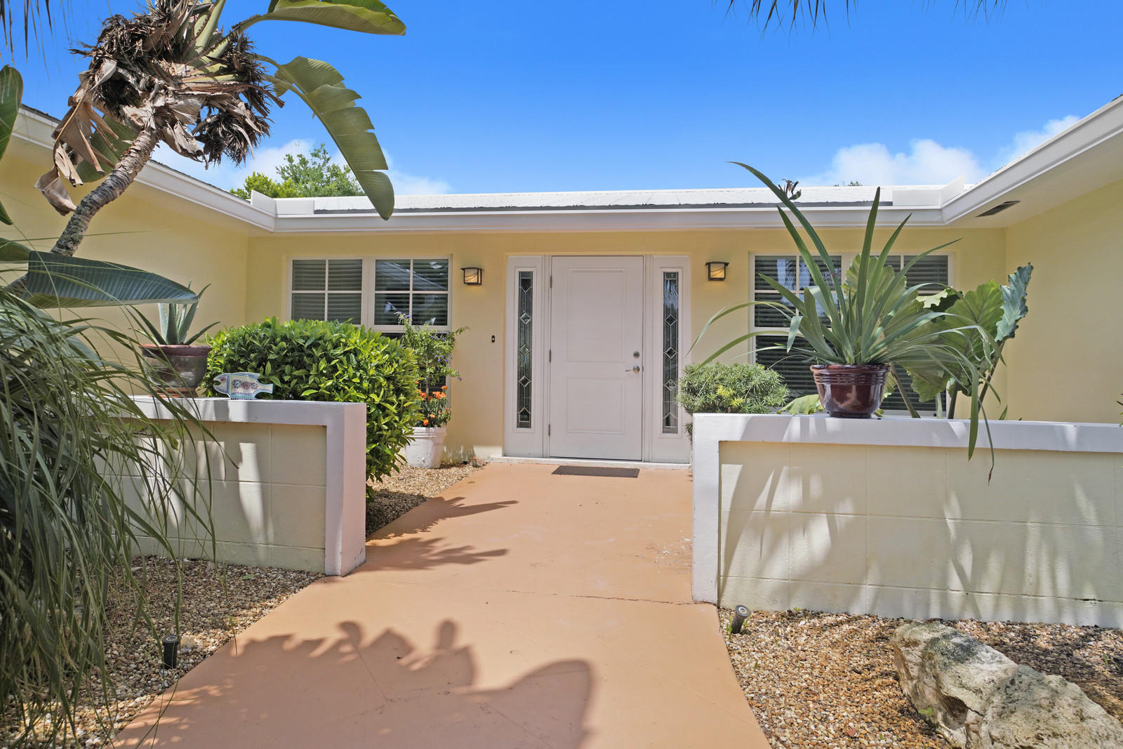 932 Marlin Circle Jupiter, FL 33458 - Photo 8 of 32 02_Images_2_of_25_mls