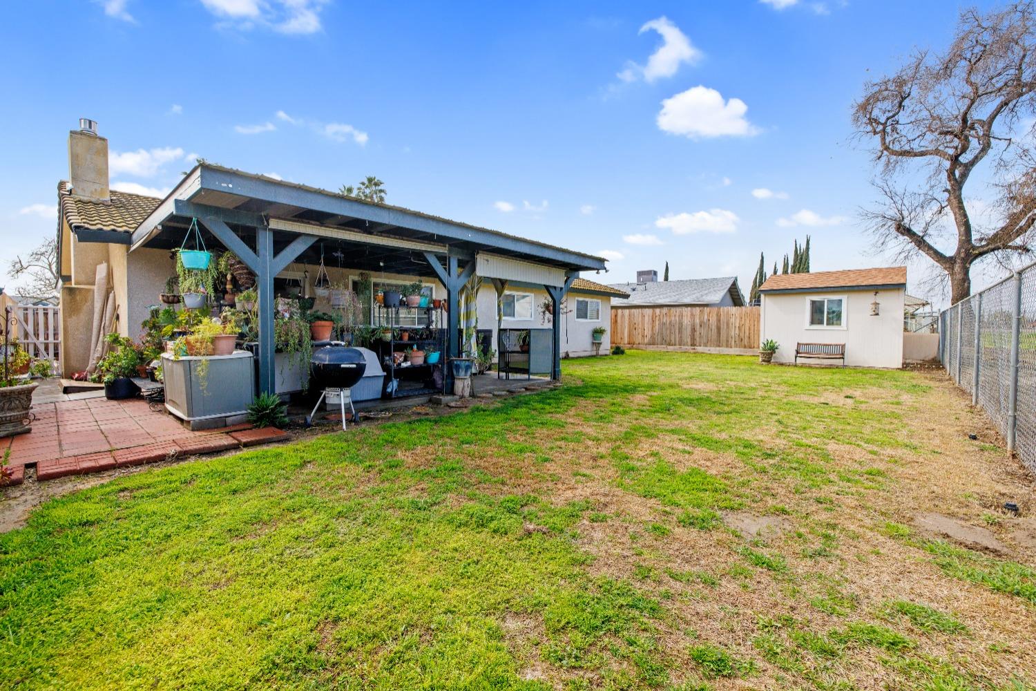 1098 Raymond Road Hanford, CA 93230 - Photo 35 of 38 Gallery Image 35