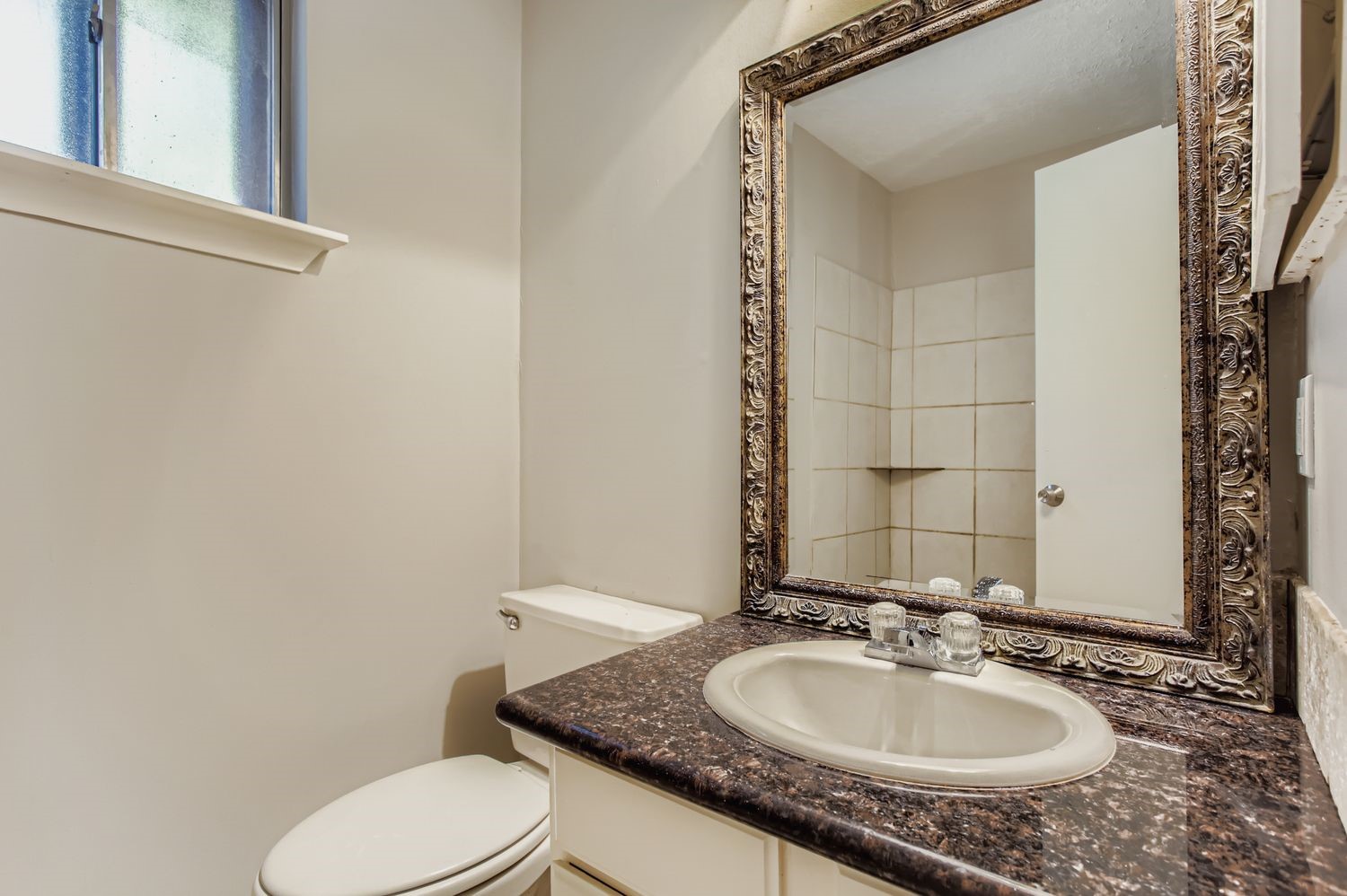9506 Landry Boulevard Spring, TX 77379 - Photo 19 of 25 Guest Bathroom