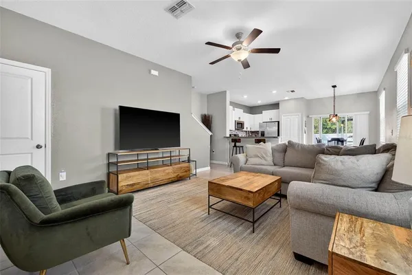 $2,200 | 10432 Shady Preserve Drive, Riverview, FL 33578