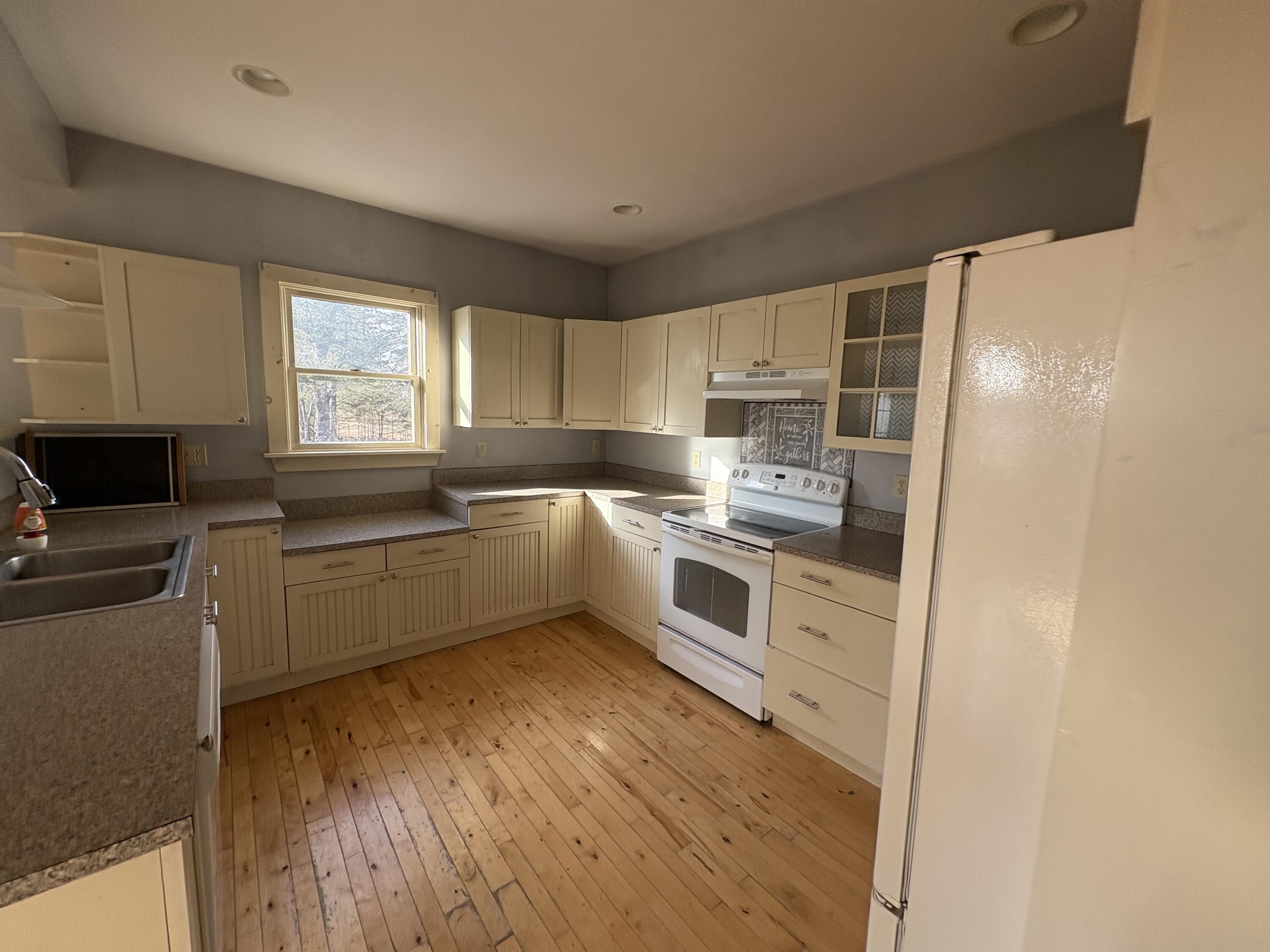 21-23 Harborside Road Brooksville, ME 04642 - Photo 6 of 20 IMG_5119