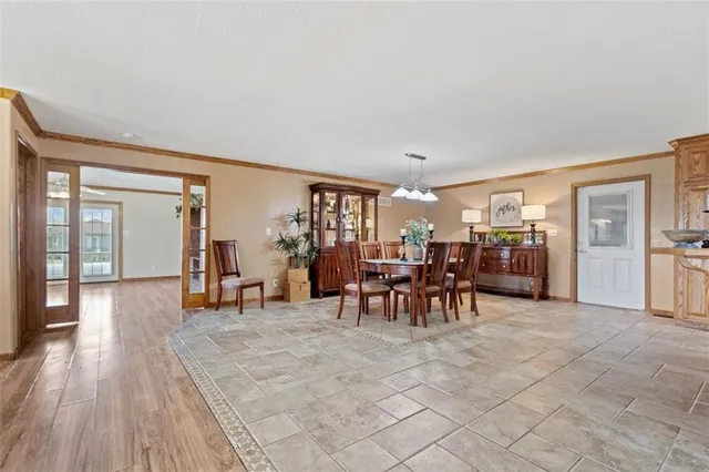 $610,000 | 12356 Elkhorn Road, Excelsior Springs, MO 64024