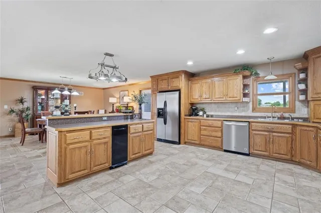 $610,000 | 12356 Elkhorn Road, Excelsior Springs, MO 64024