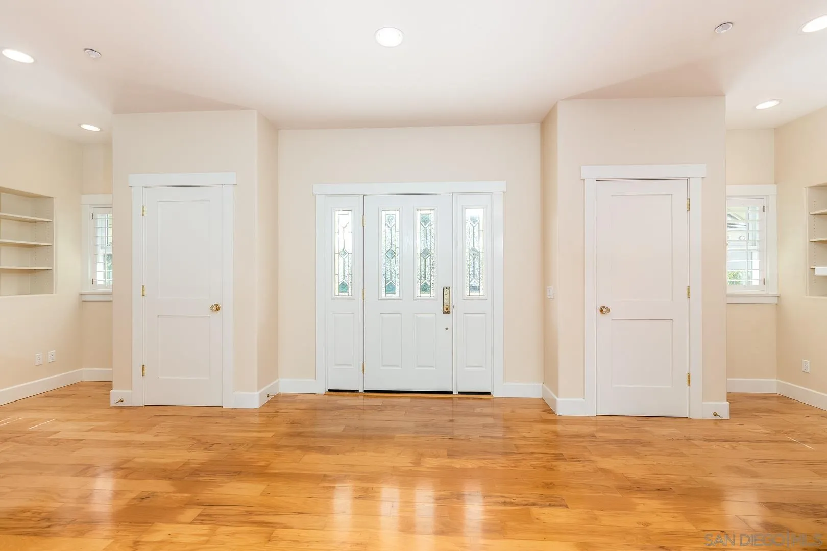 3880 Dos Ninos Road Fallbrook, CA 92028 - Photo 14 of 39 a view of an empty room