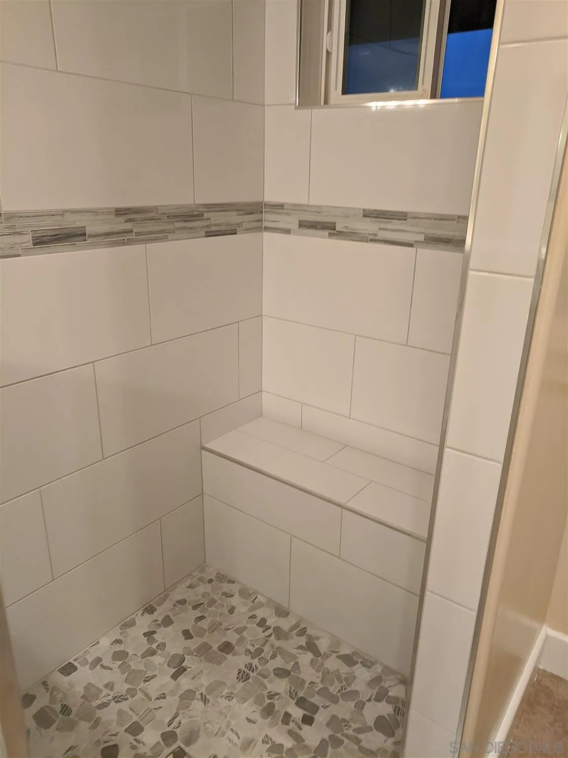 3880 Dos Ninos Road Fallbrook, CA 92028 - Photo 38 of 39 a bathroom with a shower
